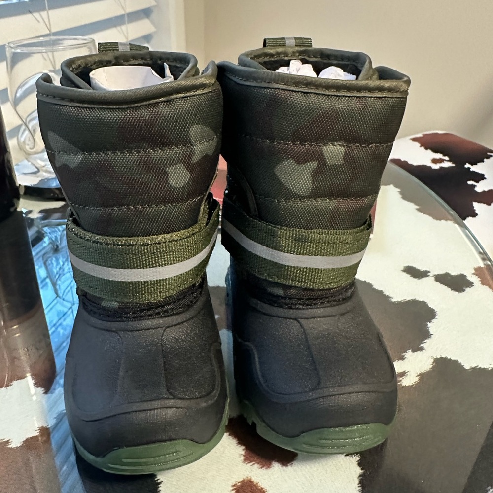 London Fog Green Camouflage Toddler Kids Snow Boots